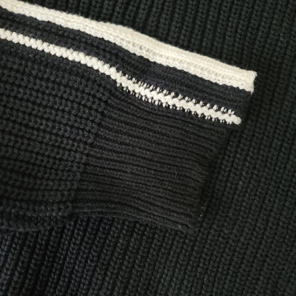 Express Stripe Oversized Shaker Knit Deep V-Neck Tunic Sweater - Picture 7 of 8